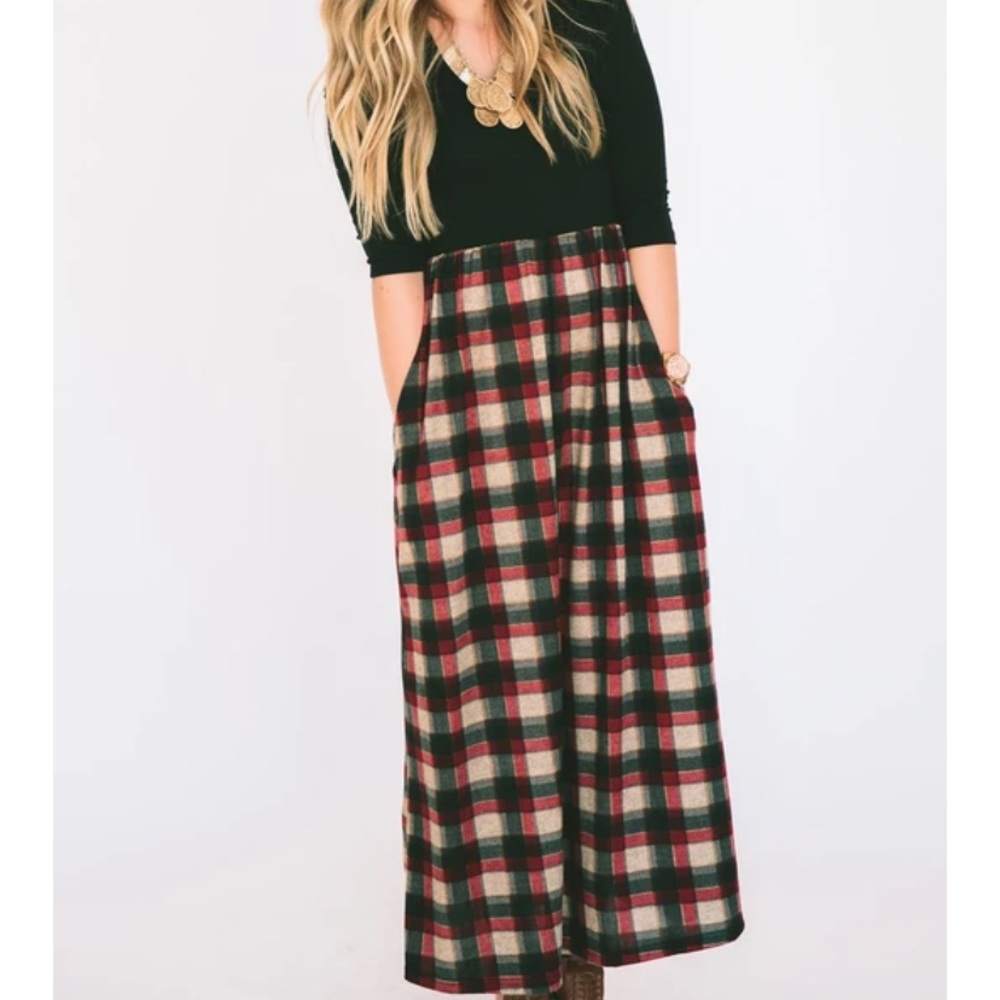 MAXI DRESS